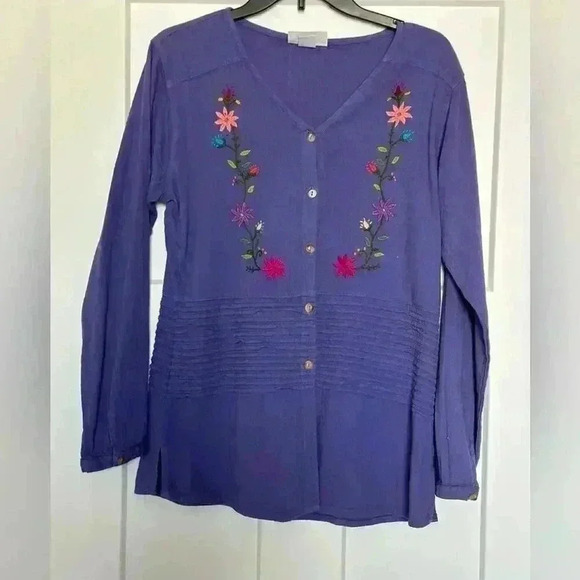 Embroidered Designs Cotton Blouse Handcrafted in Guatemala Size Small - Picture 1 of 5